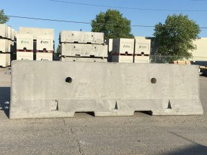 Concrete Median Barriers 440-TL3 by Lafarge Precast Edmonton AB